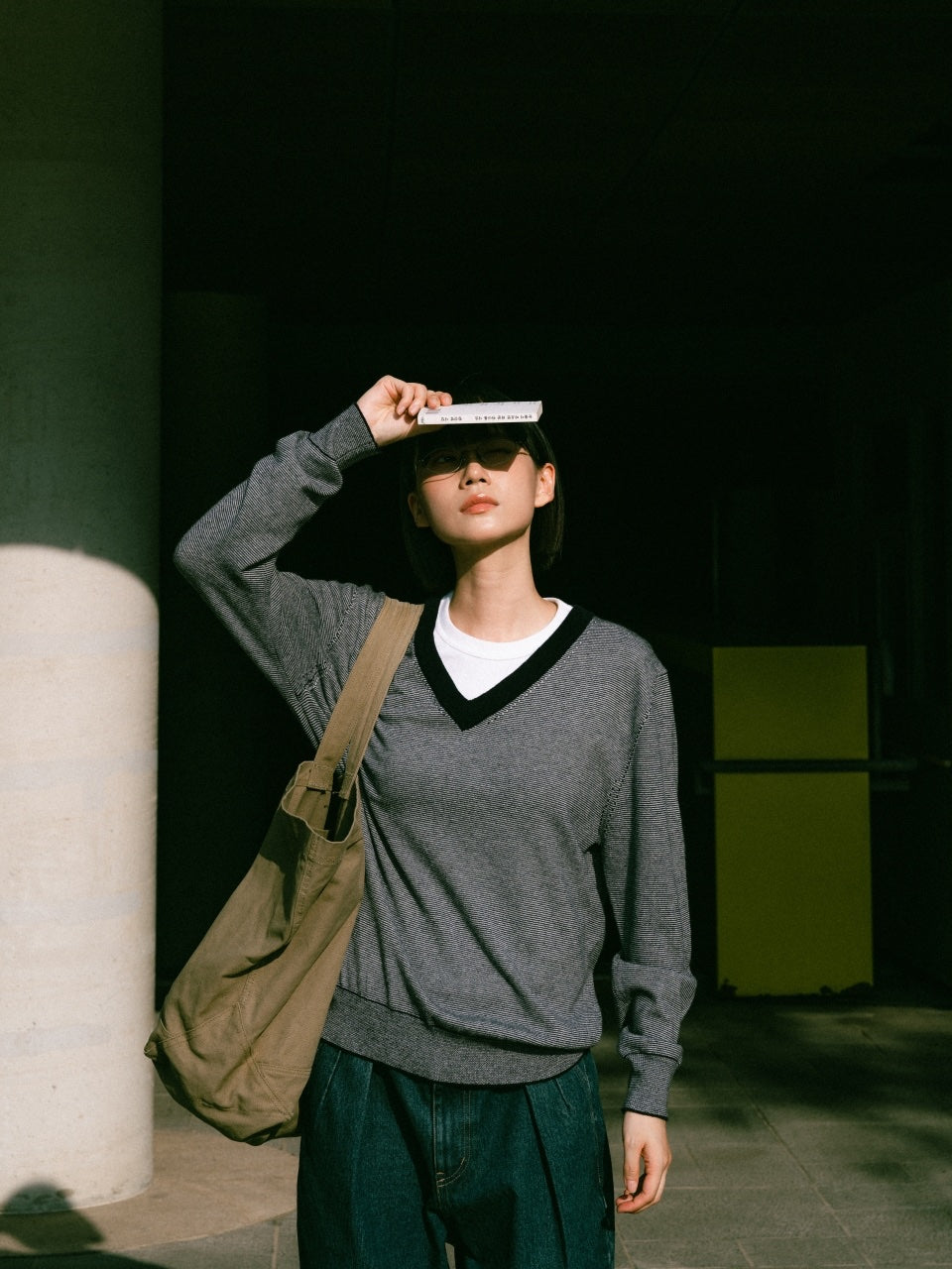 (W)Pin-Stripe V-neck Knit (Navy)