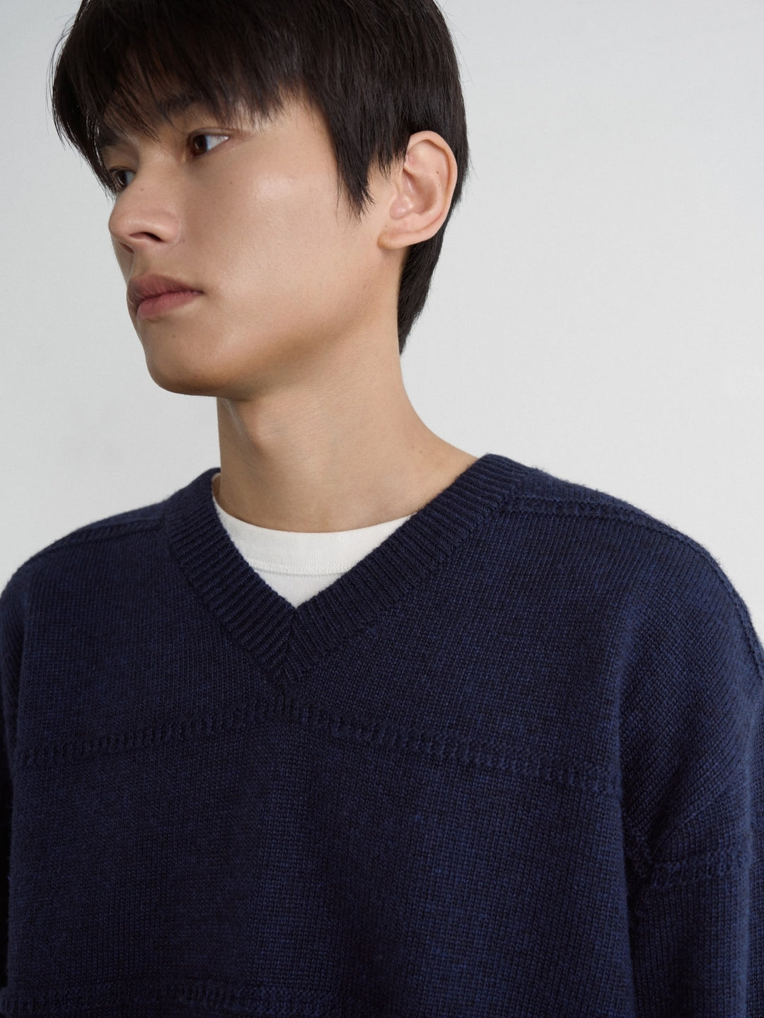 Cable Stripe V-Neck Knit (Navy)