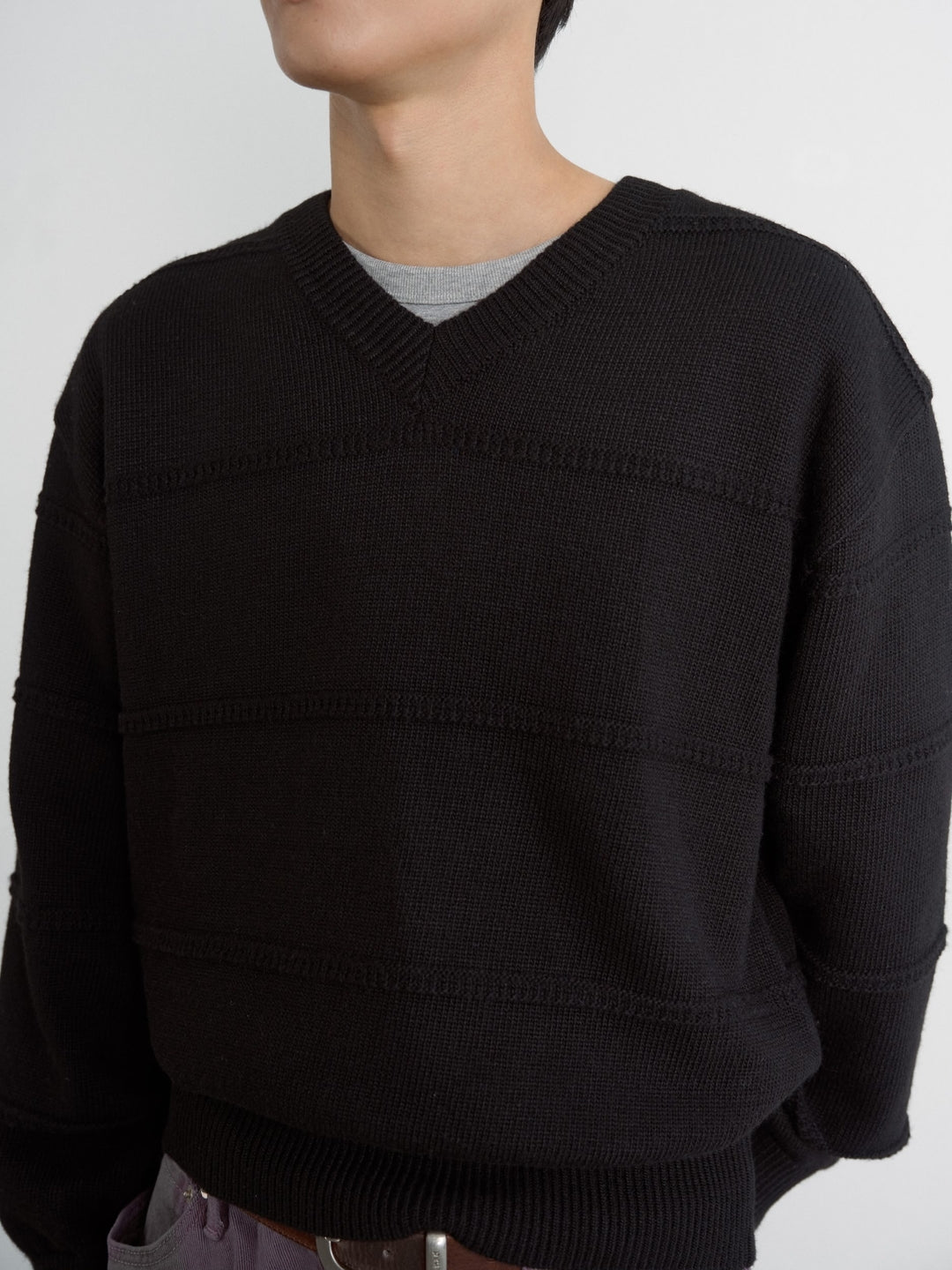 Cable Stripe V-Neck Knit (Black)