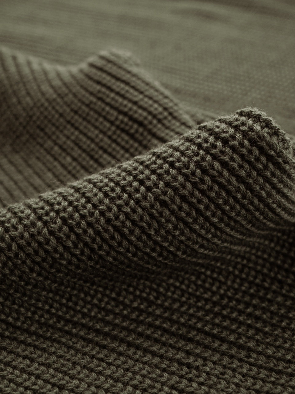 Fine Wool Fisherman Knit (Khaki Gray)