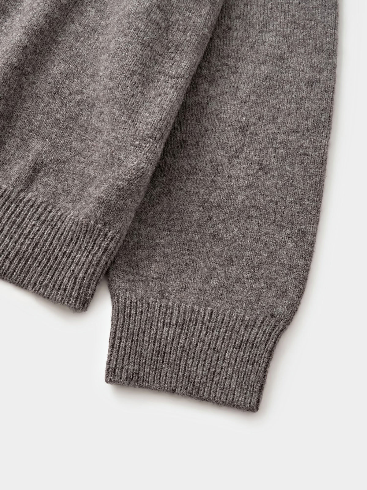 Shaggy Dog Collar Knit (Ash Brown)