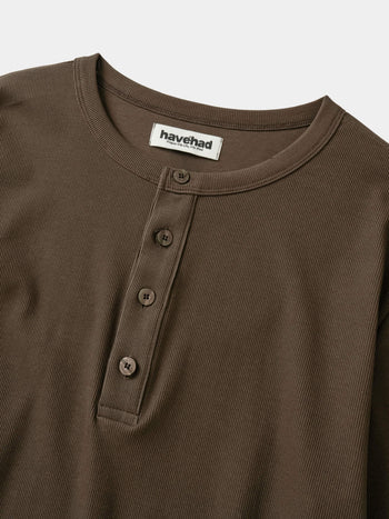 Henley Neck Long Sleeve T-Shirt (Brown)