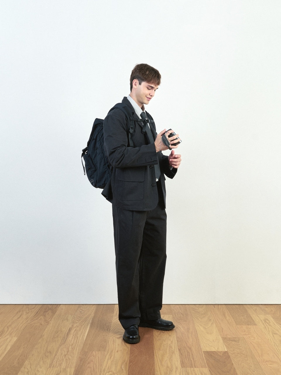 City Worker Pin-tuck Trouser (Black)