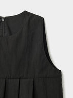 Pleats Sleeveless Top (Black)