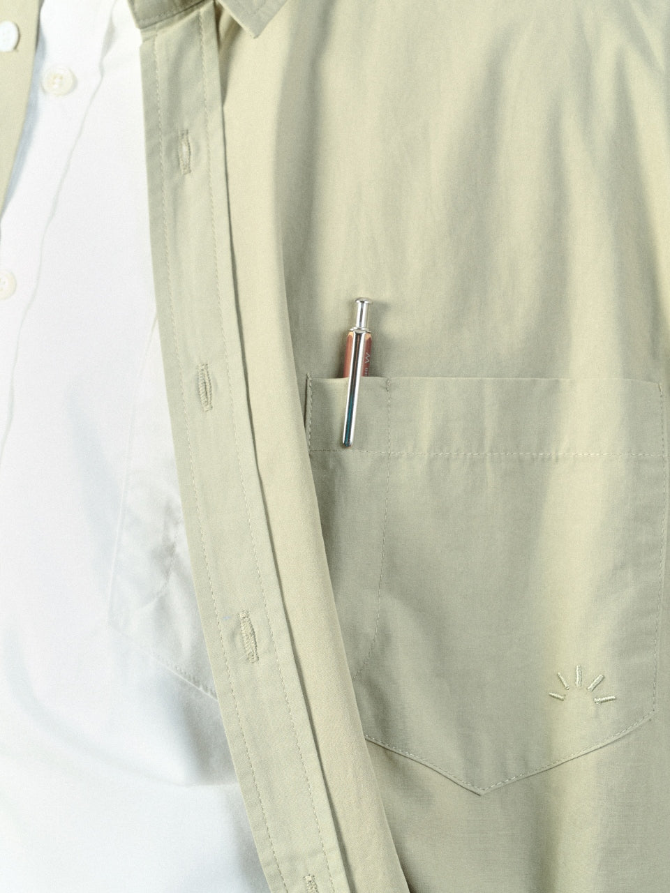 Light Olive 0)스튜디오
