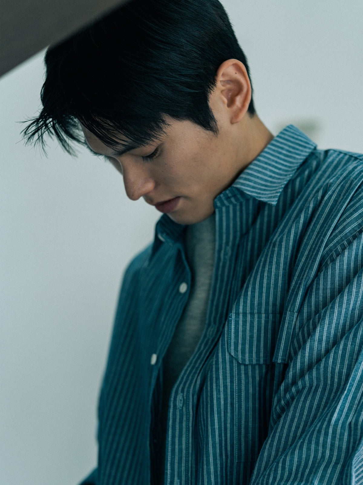 One Pocket Stripe Shirts (Blue Gray)