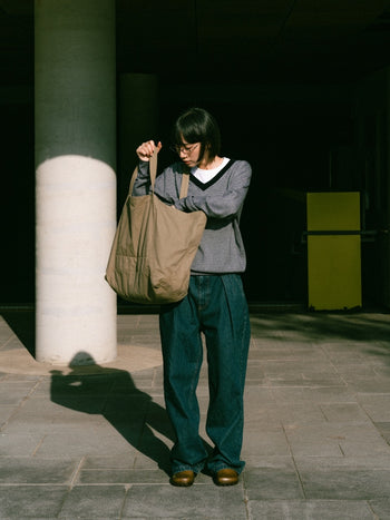 (W)Pin-Stripe V-neck Knit (Navy)