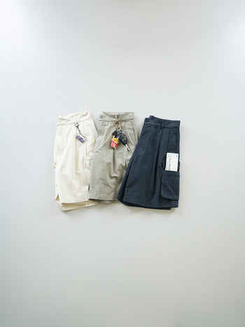 Utility Pin-tuck Cargo Shorts (Light Olive)