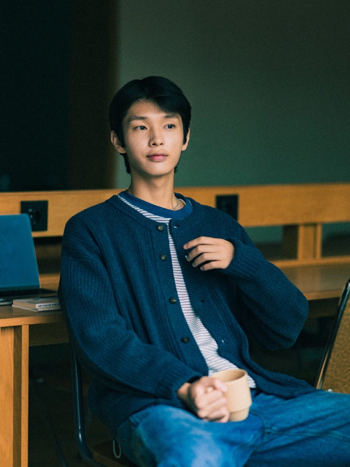 Daily Fine Wool Cardigan (Navy)