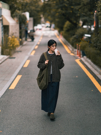 Fine Wool Roundneck Cardigan (Brown)