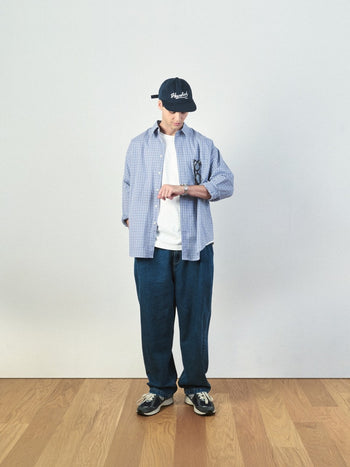 Loose Fit Pin-tuck Denim Pants - Mid Indigo | A1 (M)