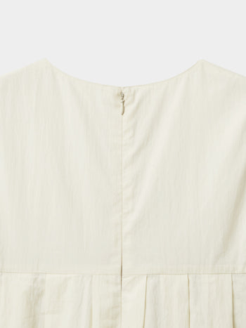 Pleats Sleeveless Top (Ivory)