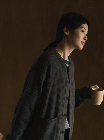 Fine Wool Roundneck Cardigan (Brown)