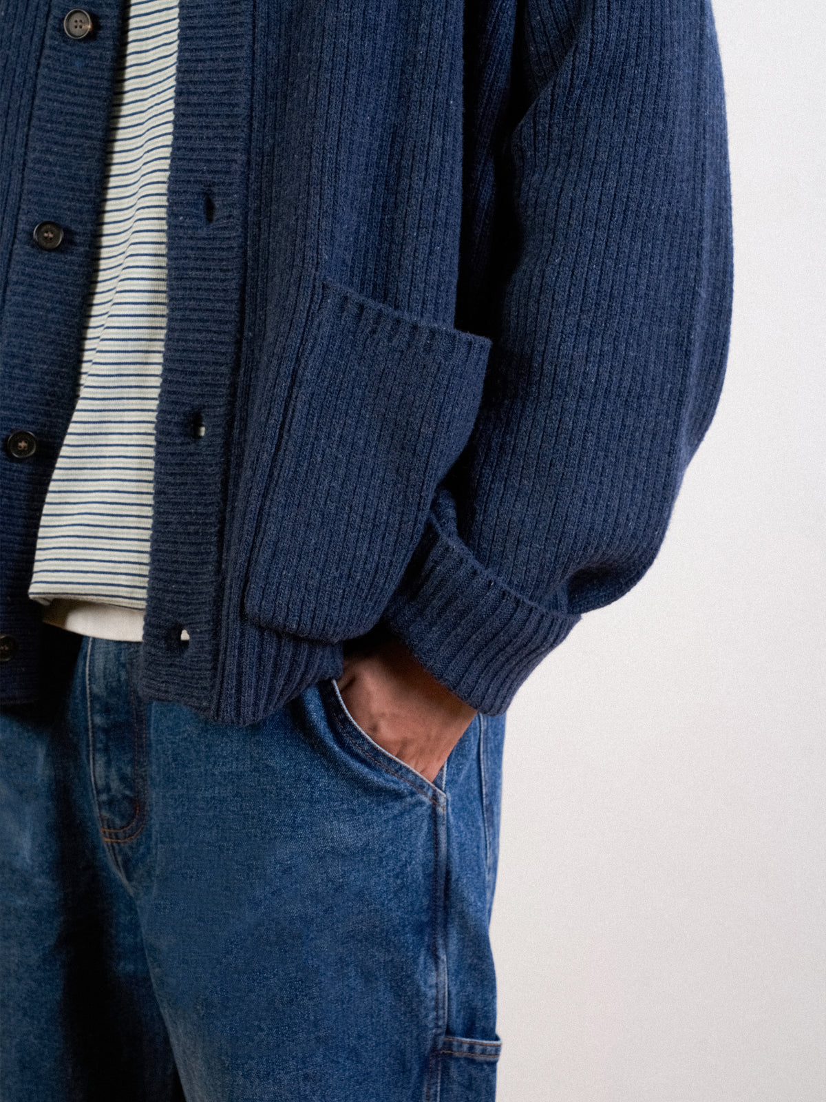 Daily Fine Wool Cardigan (Charcoal)
