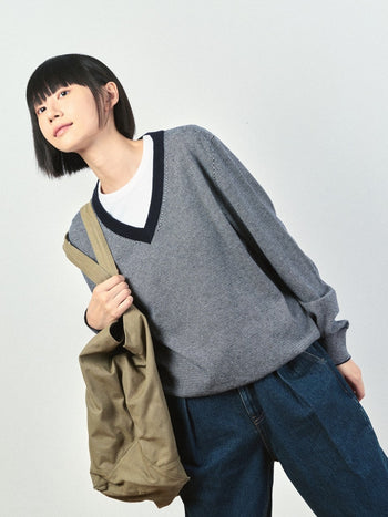(W)Pin-Stripe V-neck Knit - Olive | W0 (S)