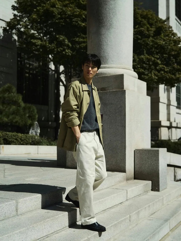 Light khaki through the old streets — 5