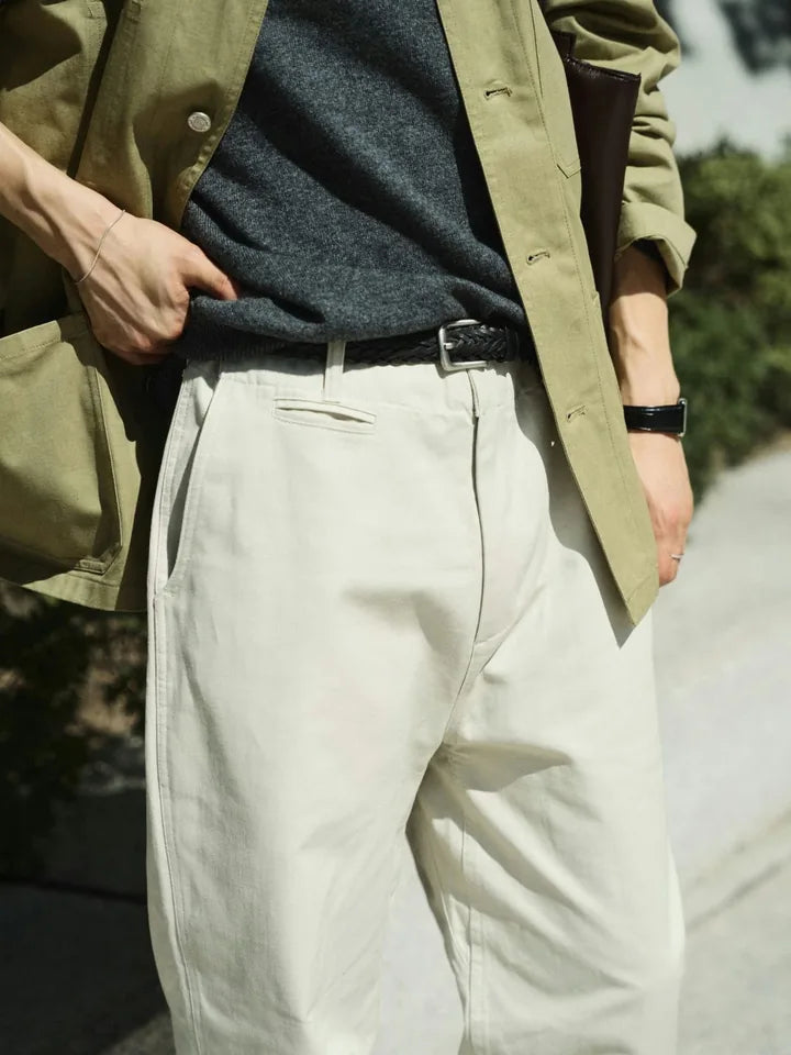 Light khaki through the old streets — 4
